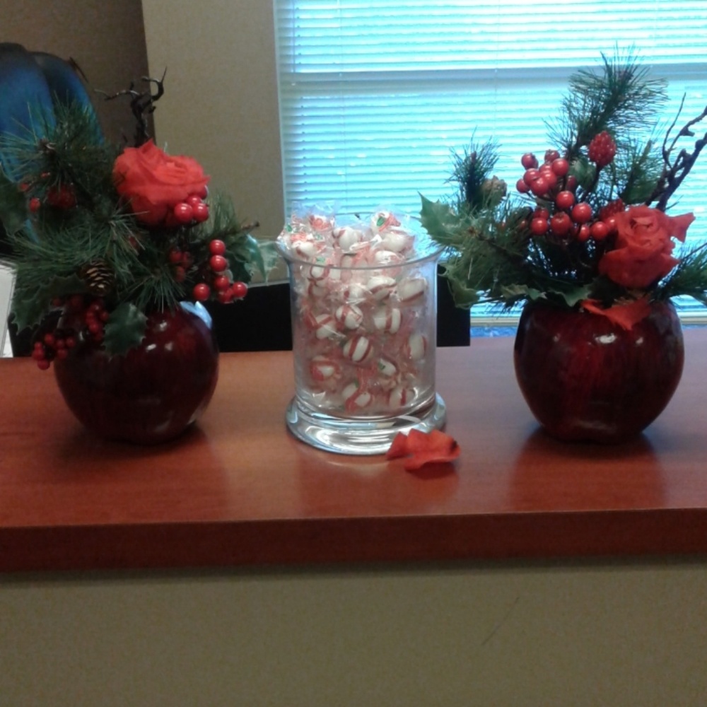 2 Real rose arrangements. Eternity forever rose